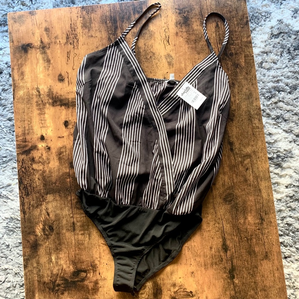 Women’s bodysuit tank top blouse - Picture 2 of 4
